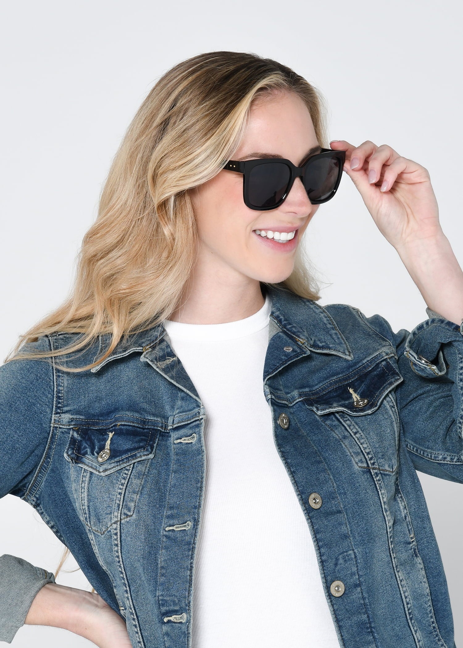 (2 pack) Foster Grant Women's Oversized Fashion Sunglasses Black